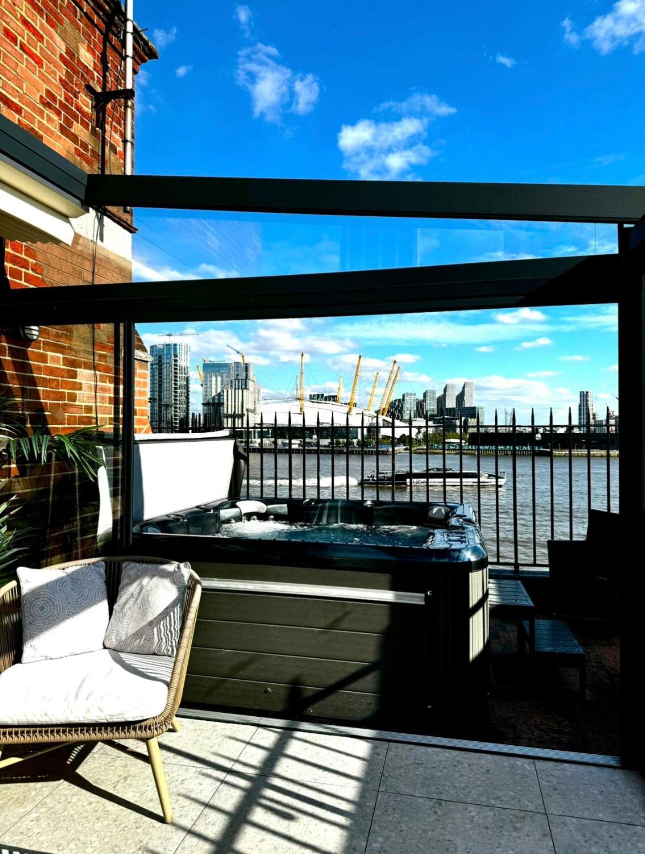 3 X Bedroom Riverside Flat With Hot Tub On Roof Terrace Λονδίνο Εξωτερικό φωτογραφία
